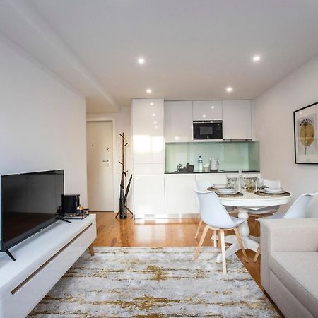 City Center 2Br Flat W/ Ac By Lovelystay OOporto Exteriör bild