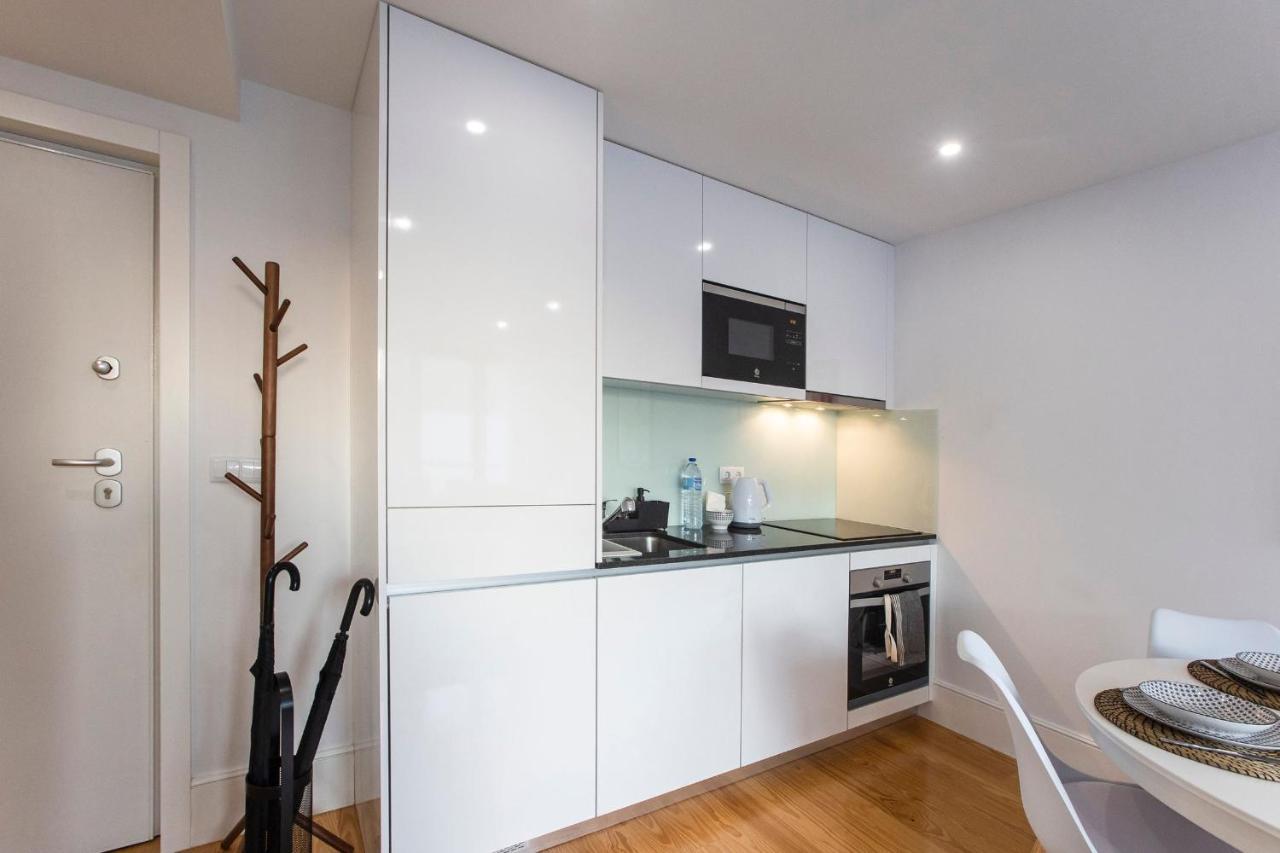 City Center 2Br Flat W/ Ac By Lovelystay OOporto Exteriör bild